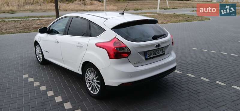 Хэтчбек Ford Focus 2013 в Кропивницком фото 6 Хэтчбек Ford Focus 2013 в Кропивницком