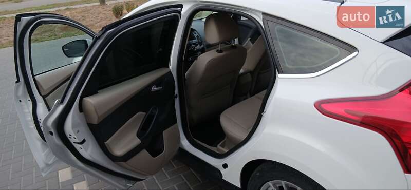 Хэтчбек Ford Focus 2013 в Кропивницком фото 22 Хэтчбек Ford Focus 2013 в Кропивницком