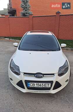 Хетчбек Ford Focus 2011 в 
