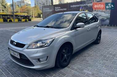 Хэтчбек Ford Focus 2008 в 