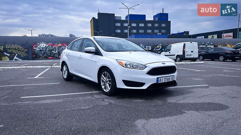 Седан Ford Focus 2016 в Киеве