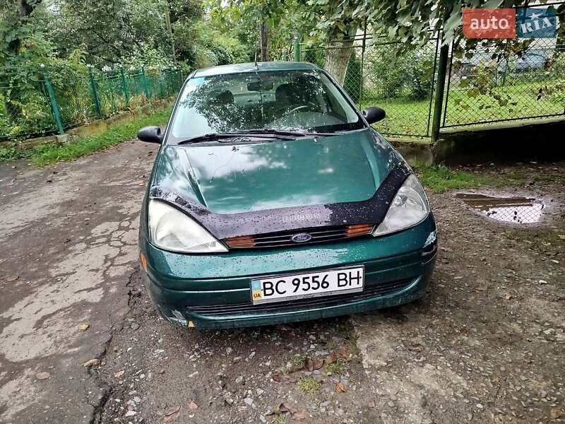 Ford Focus 2000