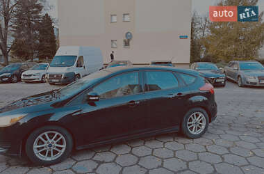Хэтчбек Ford Focus 2015 в 