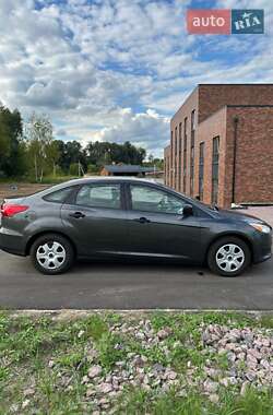 Седан Ford Focus 2015 в 