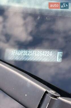 Седан Ford Focus 2015 в 