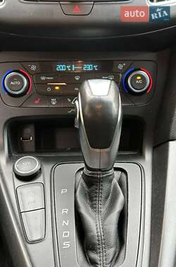 Хэтчбек Ford Focus 2017 в 