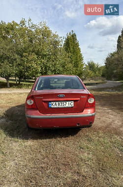 Седан Ford Focus 2006 в 