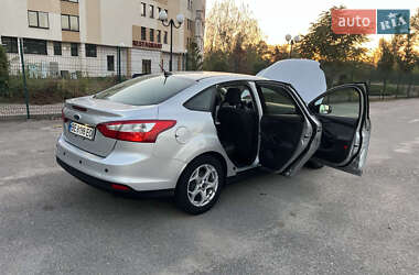 Седан Ford Focus 2012 в 