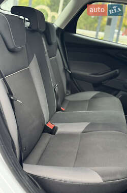 Универсал Ford Focus 2014 в 