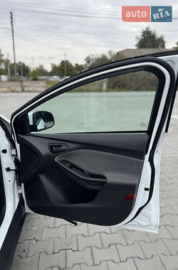 Универсал Ford Focus 2014 в 