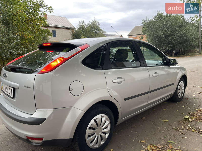 Хетчбек Ford Focus 2006 в Лубнах