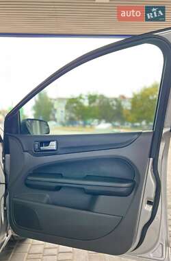 Универсал Ford Focus 2005 в 