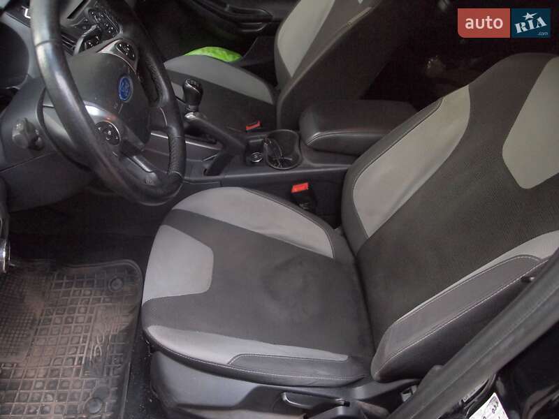 Хэтчбек Ford Focus 2013 в Кривом Роге