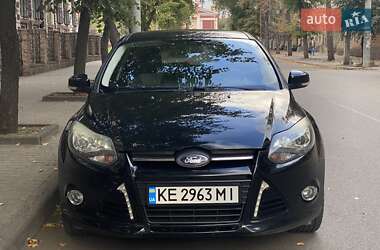 Хэтчбек Ford Focus 2013 в 