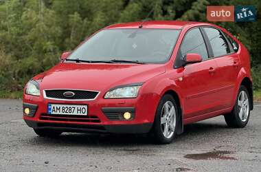 Хетчбек Ford Focus 2005 в Кореці