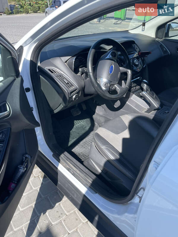 Хэтчбек Ford Focus 2013 в Каменец-Подольском