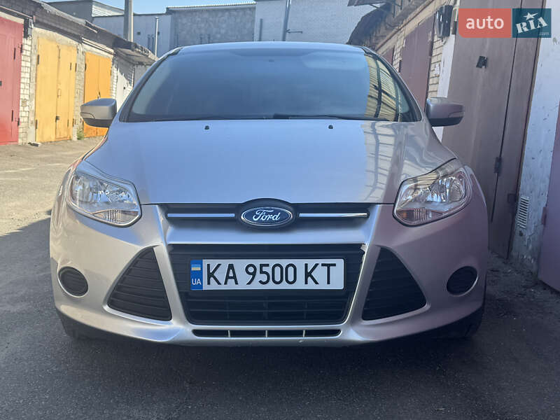 Седан Ford Focus 2014 в Києві