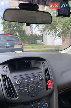 Седан Ford Focus 2018 в 