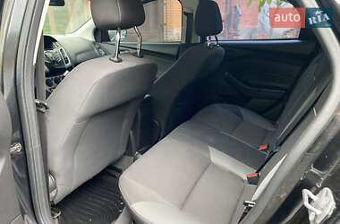 Хетчбек Ford Focus 2011 в 