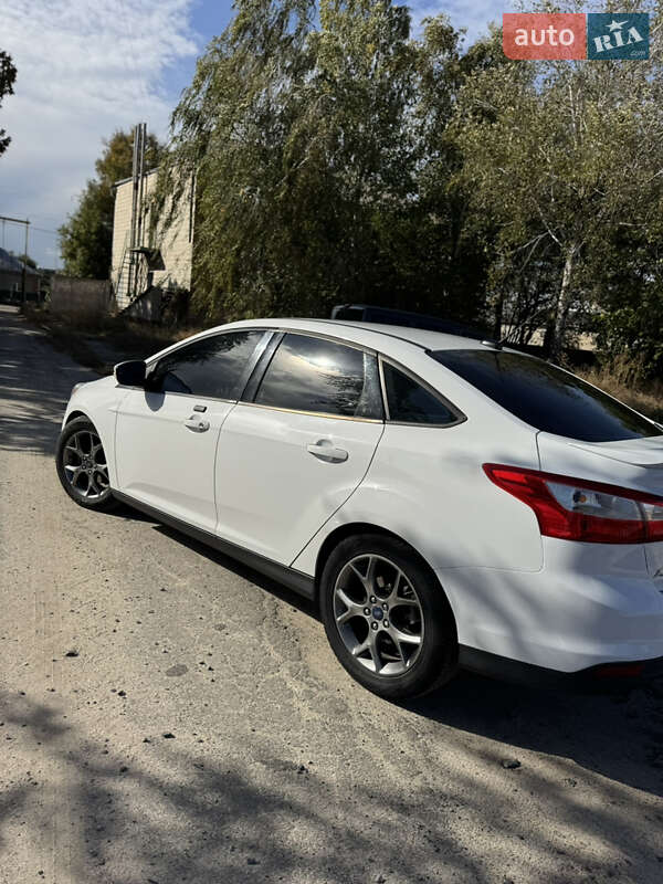 Седан Ford Focus 2013 в Лубнах