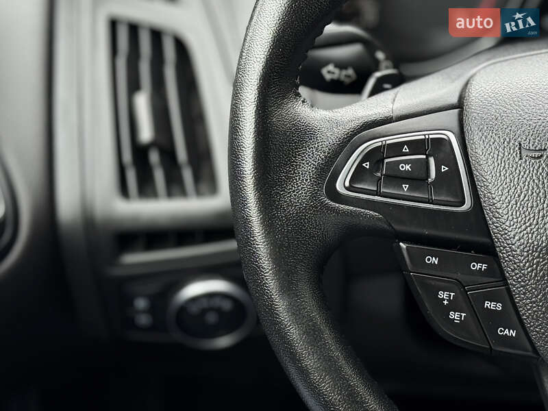 Хэтчбек Ford Focus 2015 в Днепре фото 12 Хэтчбек Ford Focus 2015 в Днепре
