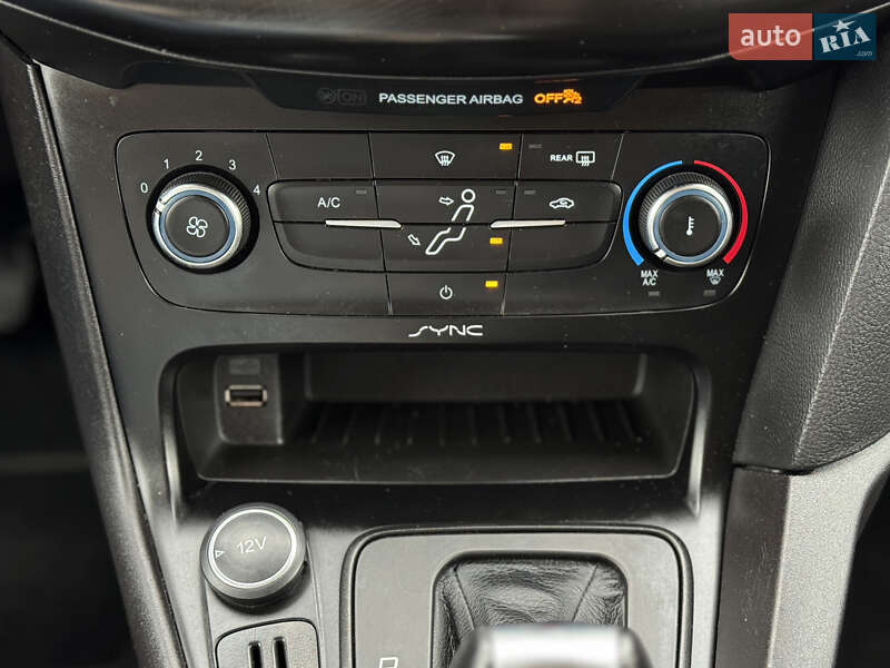 Хэтчбек Ford Focus 2015 в Днепре фото 32 Хэтчбек Ford Focus 2015 в Днепре