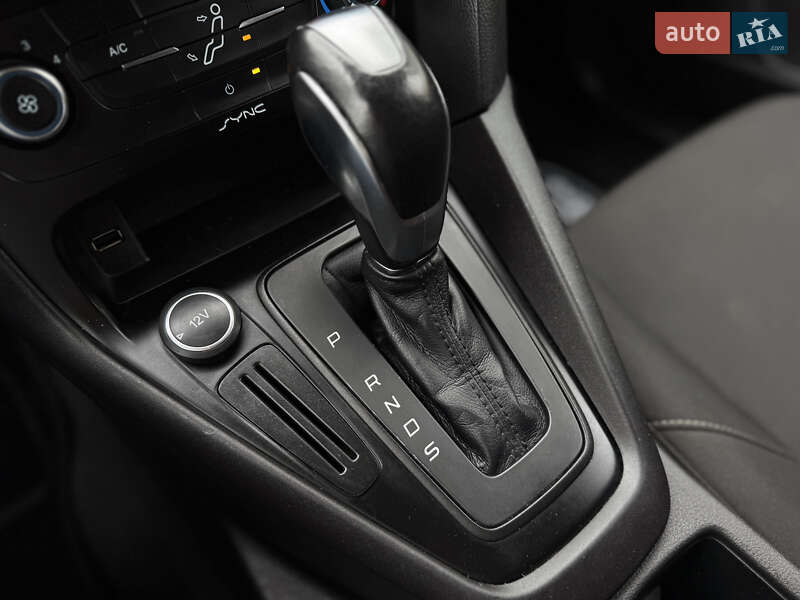 Хэтчбек Ford Focus 2015 в Днепре фото 38 Хэтчбек Ford Focus 2015 в Днепре