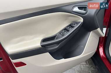 Седан Ford Focus 2013 в 