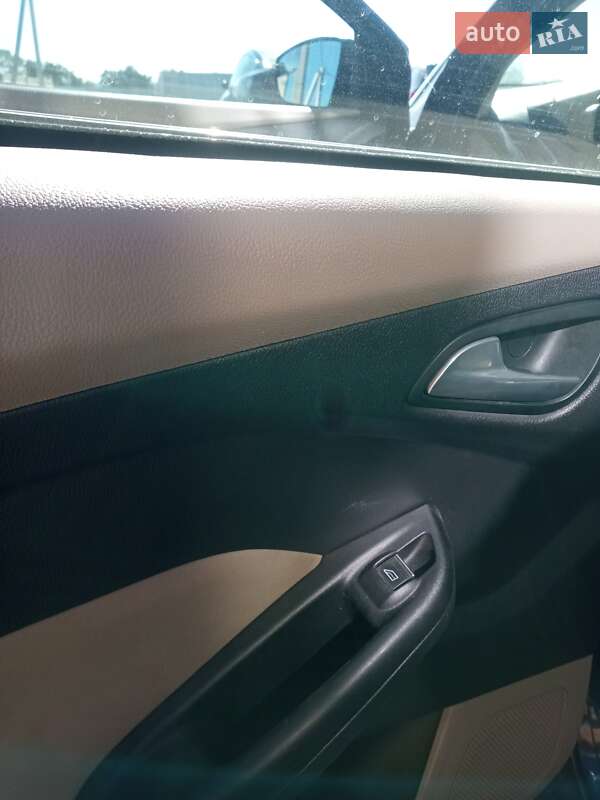 Хэтчбек Ford Focus 2012 в Львове