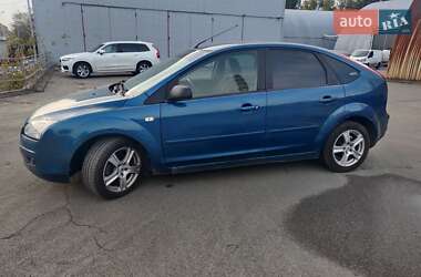 Хэтчбек Ford Focus 2007 в 