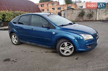 Хэтчбек Ford Focus 2007 в 