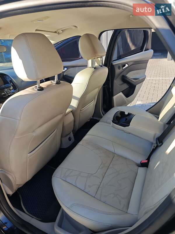 Хетчбек Ford Focus 2013 в Кам'янець-Подільському