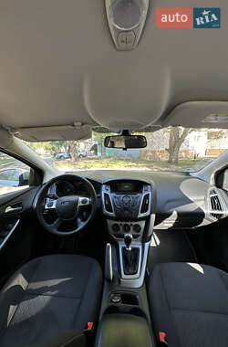 Универсал Ford Focus 2014 в 