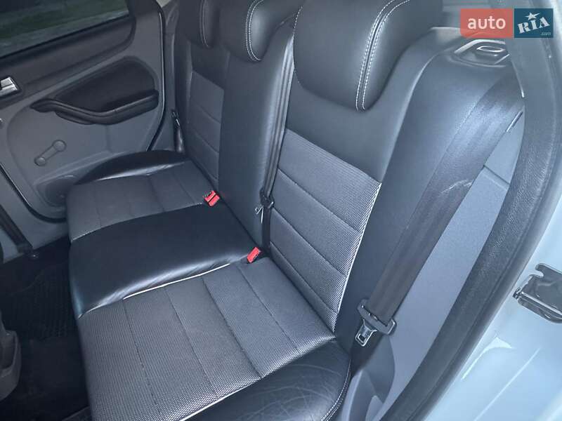 Универсал Ford Focus 2010 в Ивано-Франковске