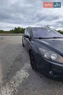 Универсал Ford Focus 2010 в 