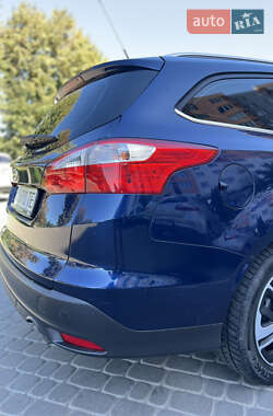 Универсал Ford Focus 2011 в 