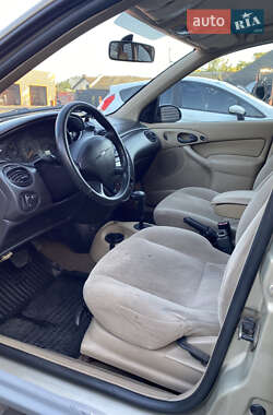 Седан Ford Focus 2001 в 