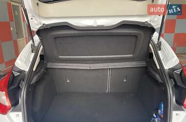 Хэтчбек Ford Focus 2013 в 