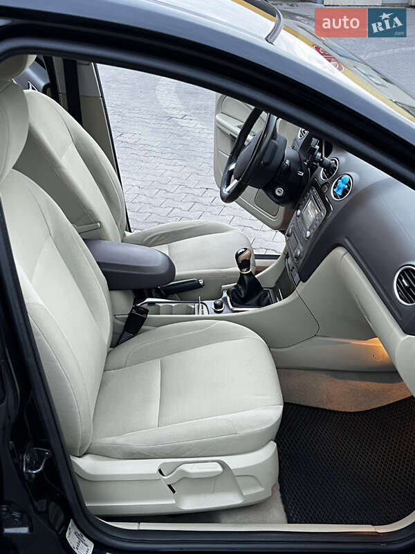 Универсал Ford Focus 2010 в Луцке фото 13 Универсал Ford Focus 2010 в Луцке