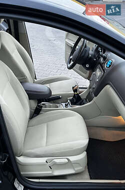 Универсал Ford Focus 2010 в 