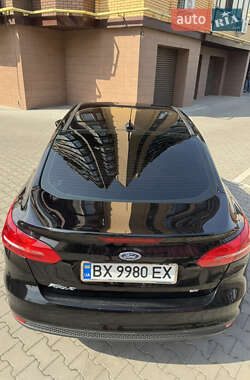Седан Ford Focus 2018 в 