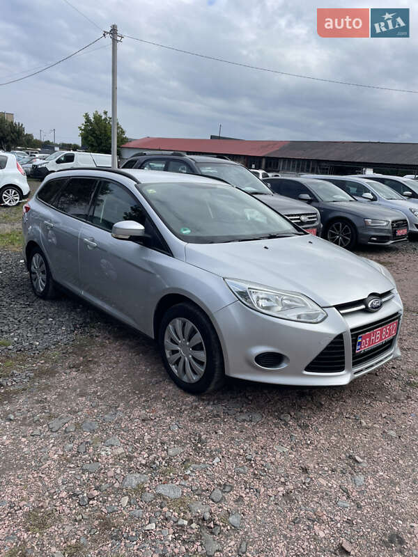 Универсал Ford Focus 2011 в Луцке