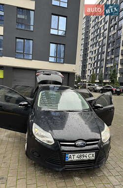 Универсал Ford Focus 2012 в 