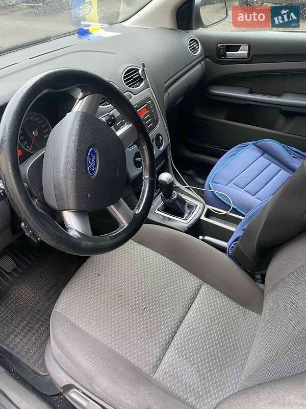 Хэтчбек Ford Focus 2007 в Ровно фото 6 Хэтчбек Ford Focus 2007 в Ровно