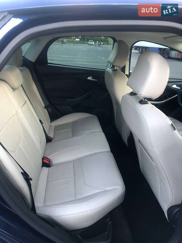 Седан Ford Focus 2016 в Києві