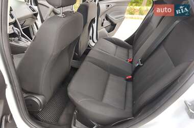 Седан Ford Focus 2017 в 
