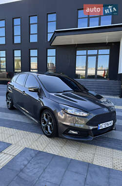 Хэтчбек Ford Focus 2017 в 