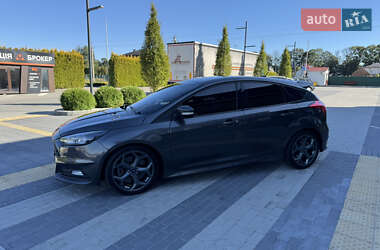 Хэтчбек Ford Focus 2017 в 