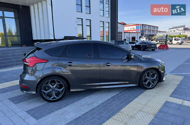 Хэтчбек Ford Focus 2017 в 