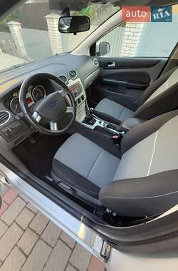 Универсал Ford Focus 2011 в 